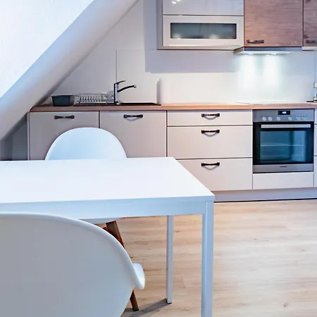 Gemutliche Maisonettewohnung In Zentraler Lage *
